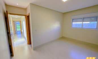 Imagem 2: Casa de condomínio sobrado para venda possui 211 metros quadrados com 4 quartos