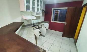 Imagem 2: Casa filé na Glória vista mar c/ 4qts, send 2suítes, 3brs, 1vg, piscin, churrqr, quintl, a