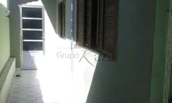 Imagem 2: Casa para venda com 137 metros quadrados com 2 quartos em Cidade Nova Jacareí - Jacareí