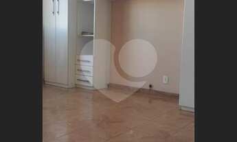 Imagem 1: Amplo apartamento em prédio único de frente [VP