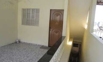 Imagem 2: Sobrado para Locação em São Paulo, Jardim Mitsutani, 3 dormitórios, 1 suíte, 2 banheiros