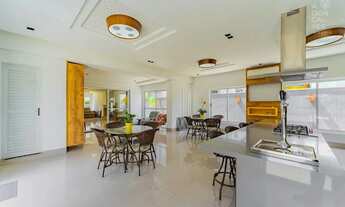 Imagem 6: Casa em Condomínio, 04 Quartos, 04 Vagas, Churrasqueira à Carvão, São Braz, Curitiba