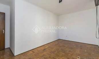 Imagem 2: Imóvel para aluguel tem 78 metros quadrados com 2 quartos em Passo da Areia - Porto Alegre