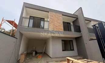 Imagem 3: Sobrado de alto padrão com piscina á 170 metros da praia no Balneário Itapoá