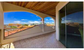 Imagem 4: Toda na Laje - Suíte c/ closet e banheira - Piscina e Churrasqueira