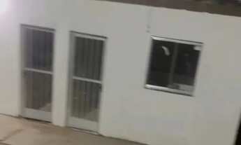 Imagem 3: Vendo 2 Casas em SG Porto do Rosa com sala, quarto, banheiro, cozinha americana