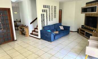 Imagem 5: Sofisticação e Conforto em Petrópolis - Casa 4 Quartos em Condomínio Flor da Serra