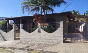 Imagem 3: Casa para Venda em Florianópolis, Parque São Jorge, 4 dormitórios, 1 suíte, 3 banheiros, 3