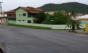 Imagem 2: CASA COM FRUTÍFERAS EM CONDOMÍNIO