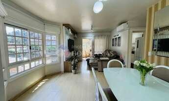 Imagem 2: Apartamento de dois dormitórios sendo um suíte, localizado no Centro de Gramado RS, próxim