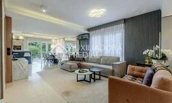 Imagem 2: Vende-se casa com 288m² no Mountain Ville!