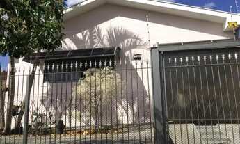 Imagem: Casa ampla com área de churrasco - Aceita