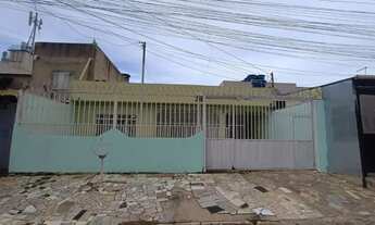 Imagem: QNM 6, Ceilândia Norte - Casa de três