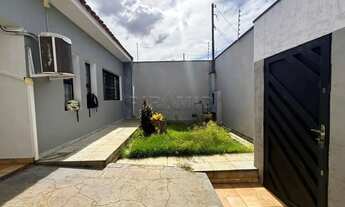 Imagem: Casa padrão mobiliada com 196,03m², bairro