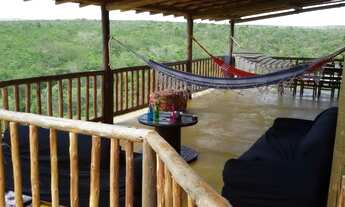 Imagem 2: Oportunidade. Excelente Sítio de 30.000m2 com RIO dentro. Barato para vender rápido