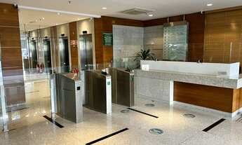 Imagem 3: Sala/Conjunto para venda possui 218 metros, com 4 salas, piso elevado, forro acústico e co