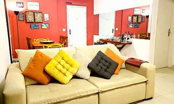 Imagem 3: 2 Dormitórios (1 Suíte) 98m² Planejados Ar condicionado 1 Vaga Demarcada Embaré