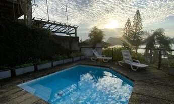 Imagem: Niterói - Casa de Condomínio - Charitas