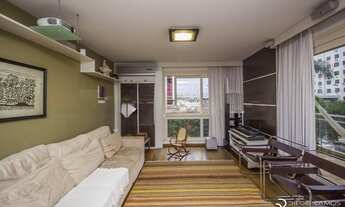 Imagem 4: Apartamento para venda possui 136 metros quadrados com 3 quartos em Auxiliadora - Porto Al