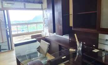 Imagem 4: Apartamento super espaçoso, ótima planta, duas frentes, vista Barra e do verde. Reformado