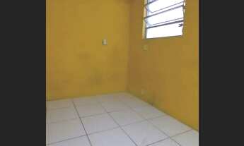 Imagem 2: ALUGO KITINET 730 já com Água e Luz NO BAIRRO PIEDADE