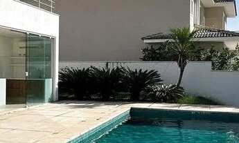 Imagem: CASA EM SÃO JOSÉ DOS PINHAIS!