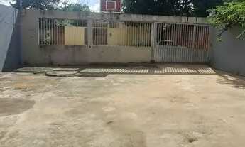 Imagem 2: Alugo esta casa Casa com 2 dormitórios