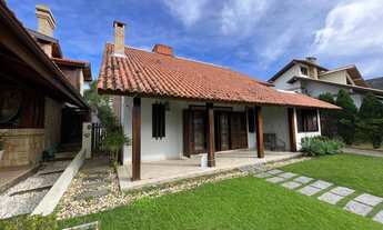 Imagem 3: Casa para aluguel e venda com 300 metros quadrados com 5 quartos.