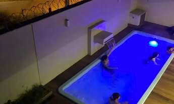 Imagem 5: Sobrado para venda possui 231 metros quadrados com 4 quartos