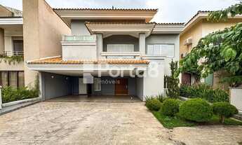 Imagem 2: Sobrado Alto Padrão no Condomínio Recanto Real: Área Gourmet Fechada em Vidro e Suítes Mas