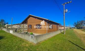 Imagem 4: Casa escriturada a poucos metros da praia no Balneário Esplanada