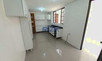 Imagem 3: Casa térrea Casa com 1 dormitório