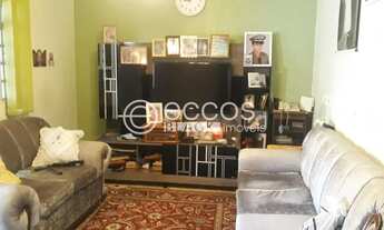 Imagem: Casa à venda, 2 quartos, 1 vaga, Industrial