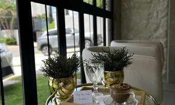 Imagem: Sala dentro de clínica odontológica