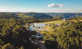 Imagem 3: TERRENO CONDOMÍNIO LAKEN GRAMADO! Lugar lindo demais! Energia incrível! Infra completa! Pr