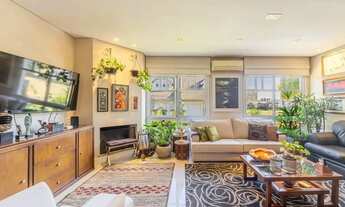 Imagem 3: Belíssima casa em condomínio com 218,3m² com 4 dorm., 2 suítes e 2 vagas de gara