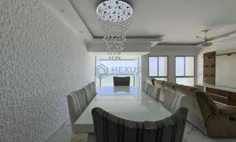 Imagem 2: Apartamento frente mar reformado com varanda e vista mar na Praia das Pitangueiras, Guaruj