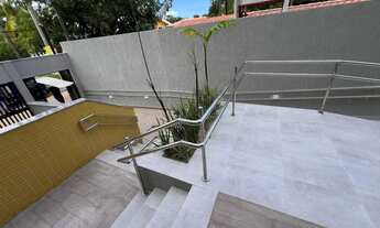 Imagem 6: Tours Du Porto - Coladinho com as piscinas naturais, próximo a rua das somb