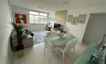 Imagem 2: Apartamento no Edifício Simone Beatriz com 4 Quartos, sendo 1 Suíte - 139m²