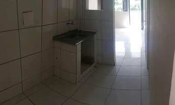 Imagem 7: Apartamento para aluguel possui 75 metros quadrados com 2 quartos em Varjota - Fortaleza