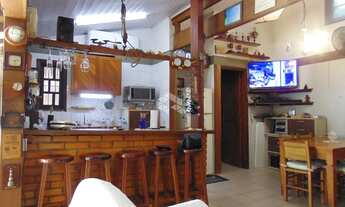 Imagem 4: Casa com terreno de 359,55 com piscina em Ipanema próximo Orla do Guaíba