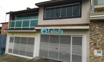 Imagem: Sobrado com 3 dormitórios sendo 2 suíte