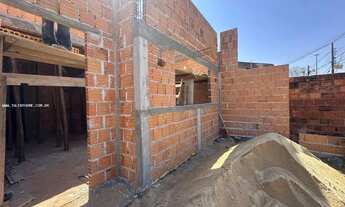 Imagem 3: Casa para Venda em Londrina, Pacaembu, 3 dormitórios, 1 suíte, 2 banheiros, 1 vaga