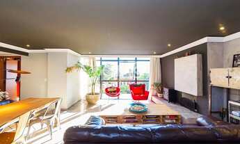 Imagem 4: COBERTURA NO BATEL Cobertura No Batel