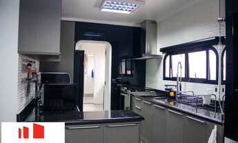 Imagem 2: Permuta - Apartamento todo MOBILIADO - 4 DORMS - Excelente localização!!