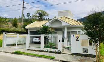 Imagem 2: Casa para Venda em Palhoça, Pedra Branca, 3 dormitórios, 1 suíte, 3 banheiros, 2 vagas