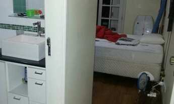 Imagem 5: Casa para venda tem 250 metros quadrados com 3 quartos em Bosque da Saúde - São Paulo - SP