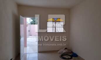 Imagem 2: Sobrado para venda possui 230 metros quadrados com 5 quartos em Iguaba Grande *S-15