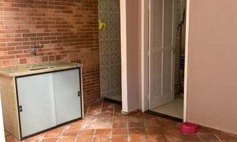 Imagem 2: Casa com 2 pavimentos n próxima ao Horto