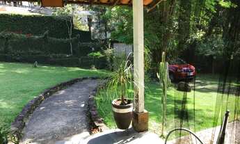 Imagem 7: Casa de condomínio para aluguel tem 240 metros quadrados com 3 quartos